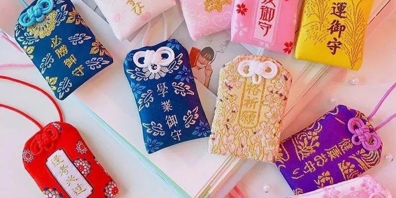 Top 3 cách làm bùa đánh bài hay nhất mang lại may mắn 7 cach lam bua danh bai 3